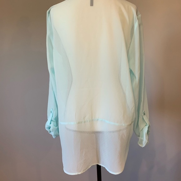 Maurices Sheer mint green NWT top from size Large office layer date night career - Picture 7 of 10